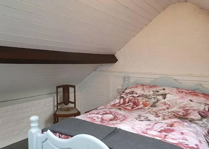 Self Catering - Gardeners *