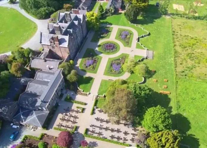 Self Catering - Gardeners *